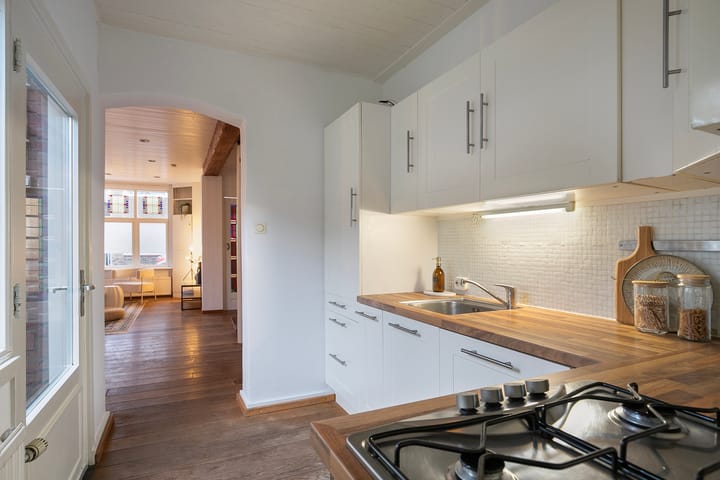 Foto 16 van Heistraat 2