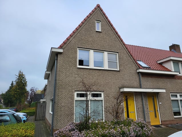 undefined main image