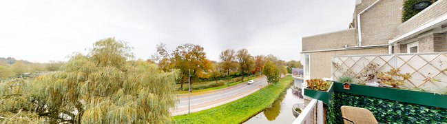 Bekijk 360° foto van Balkon achterzijde van Van Someren-Downerlaan 74