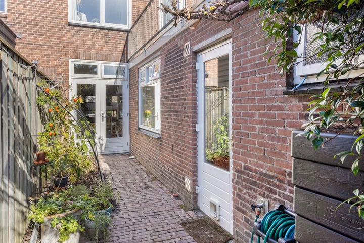 View photo 34 of Mr. Stormstraat 22