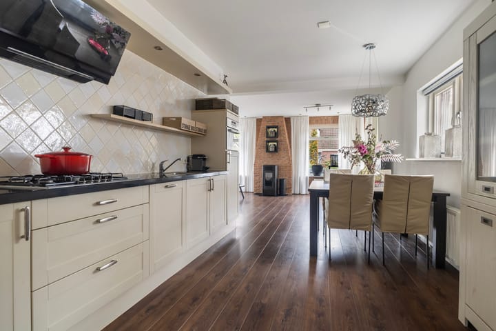 Foto 21 van Keimpe Sikkemawei 18