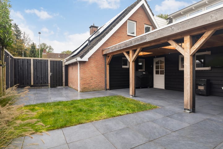 Foto 28 van Keimpe Sikkemawei 18