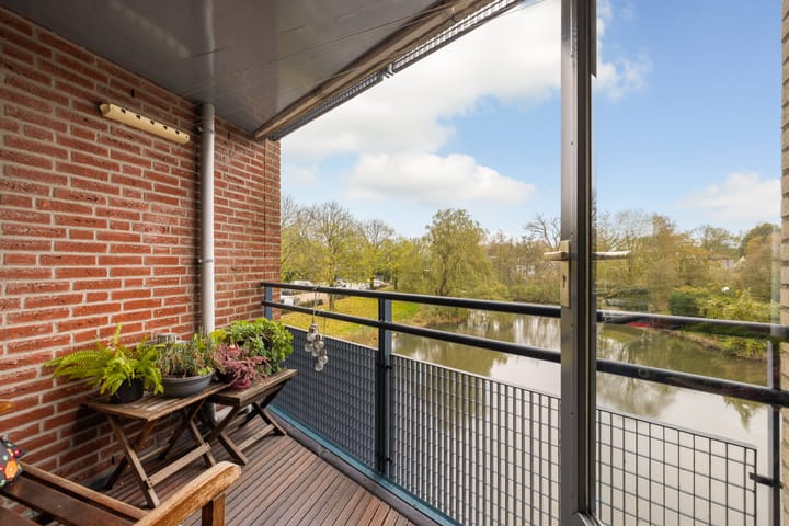 Foto 13 van Spyridon Louisweg 135