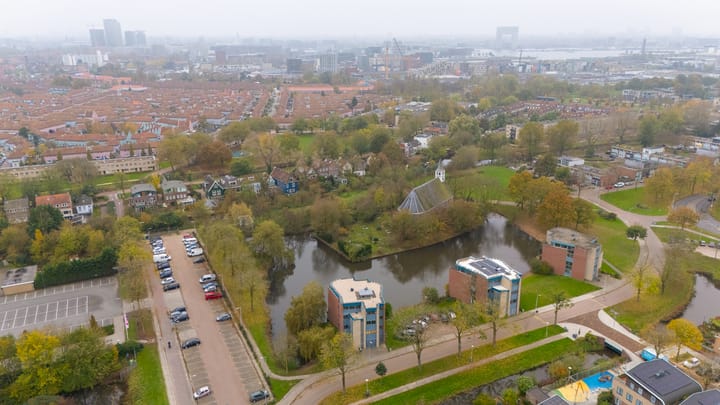 Foto 27 van Spyridon Louisweg 135