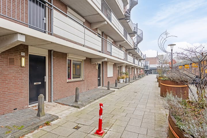 Foto 5 van Oostburgwal 93