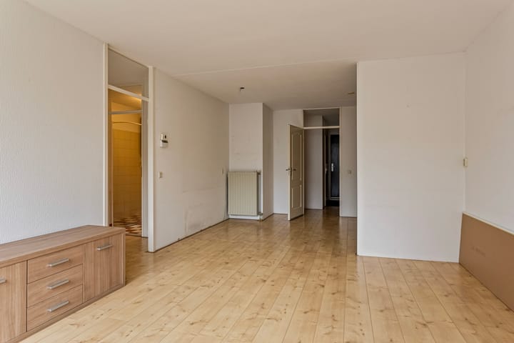 Foto 11 van Oostburgwal 93