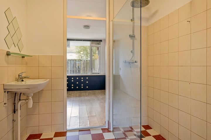 Foto 17 van Oostburgwal 93