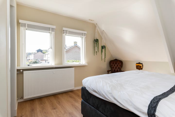 Foto 19 van Spoorlaan 15