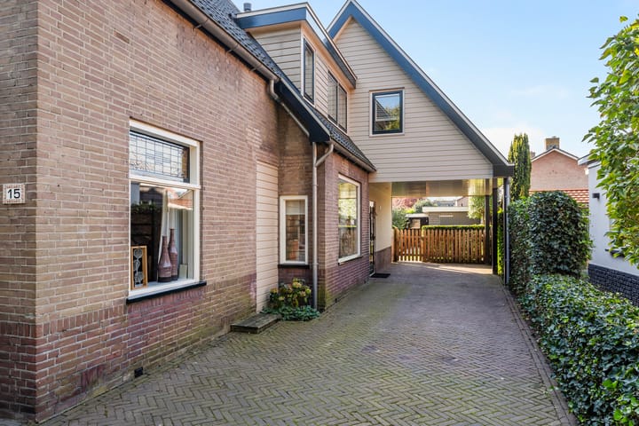 Foto 24 van Spoorlaan 15