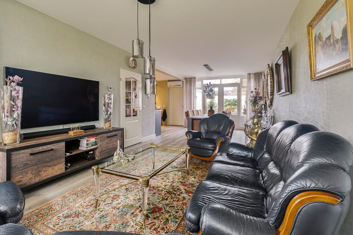 Foto 12 van Korenbloemstraat 5