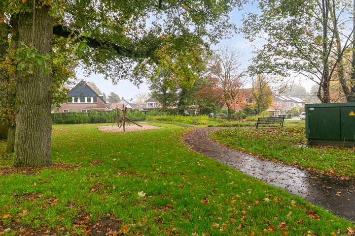 Bekijk foto 44 van Korenbloemstraat 5