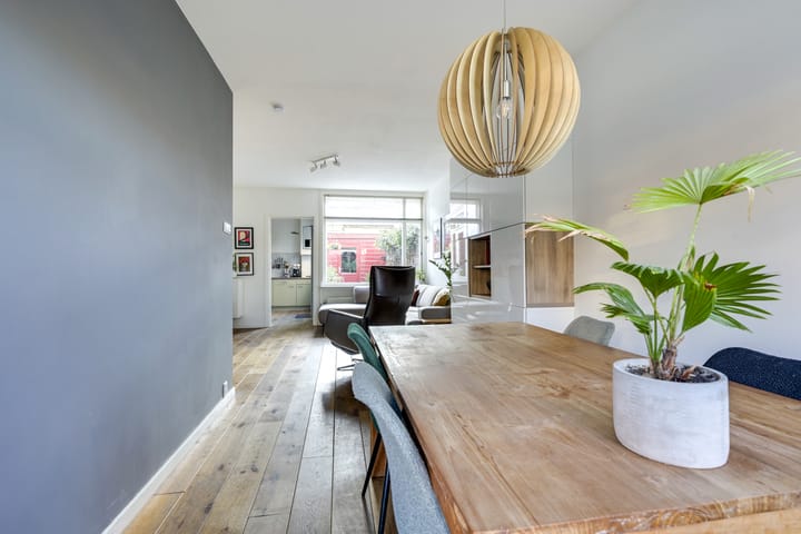 Foto 14 van Den Brielstraat 10