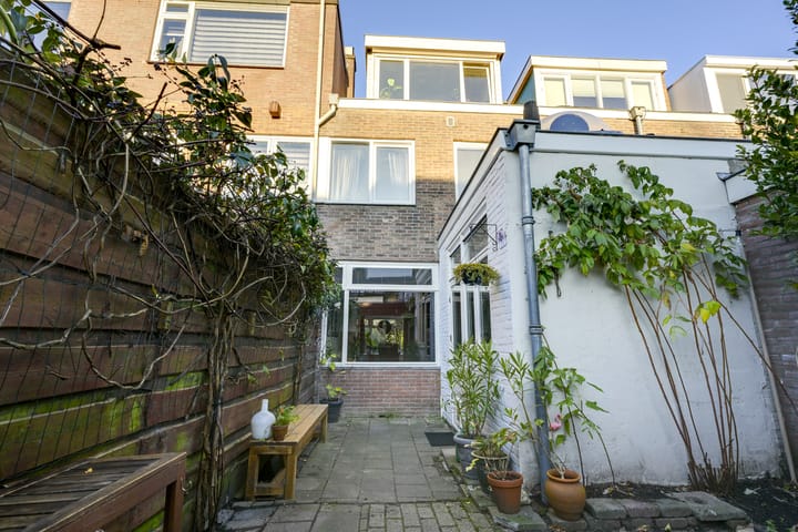 Foto 32 van Den Brielstraat 10