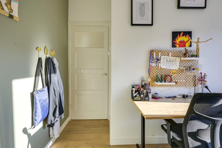 Foto 44 van Den Brielstraat 10