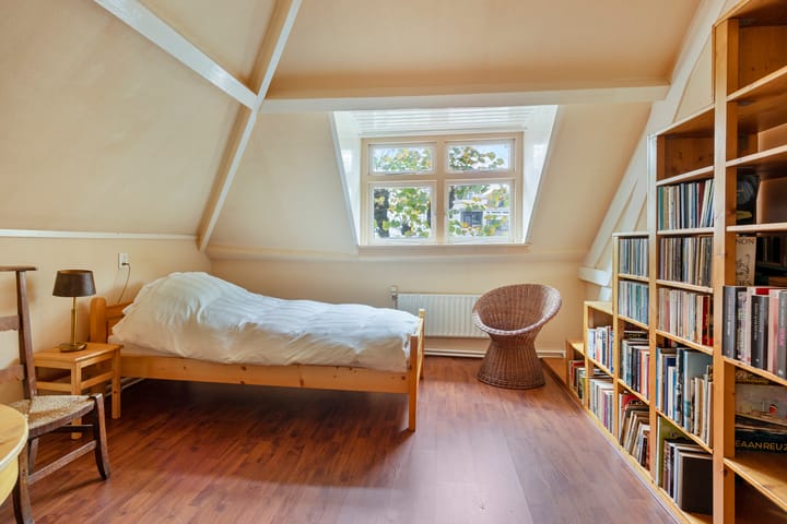 Foto 28 van Kerkplein 13