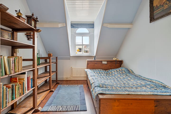 Foto 30 van Kerkplein 13