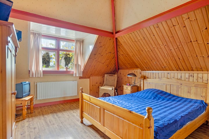 Foto 32 van Kerkplein 13