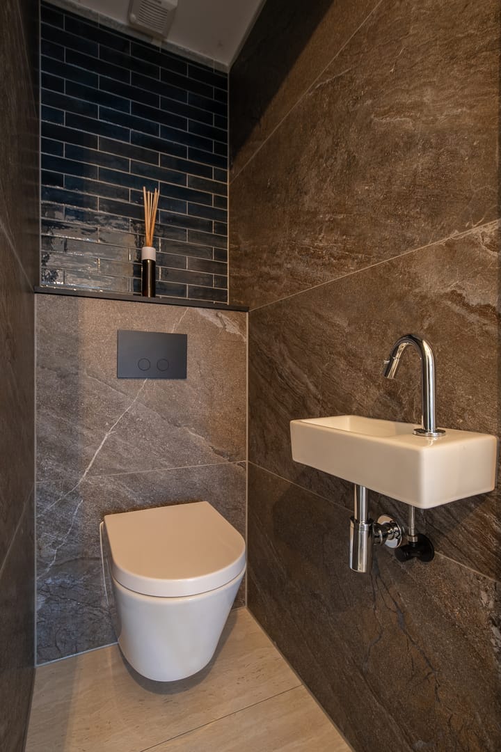 Foto 14 van Brederodestraat 28