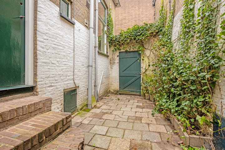 Foto 37 van Kerkplein 13