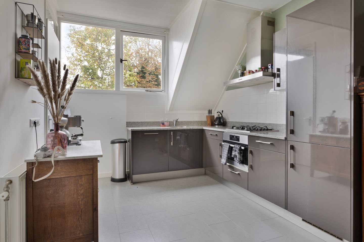 Photo 5 of Zevengetijstraat 18