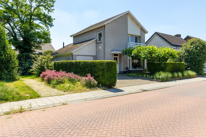 Foto 9 van Oranjestraat 42