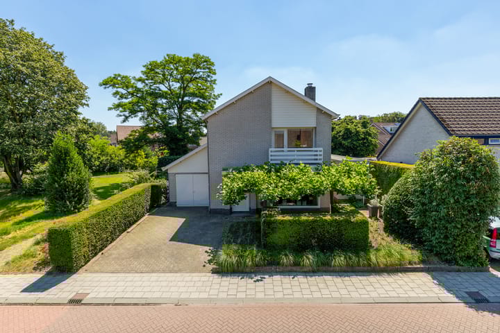 Foto 11 van Oranjestraat 42