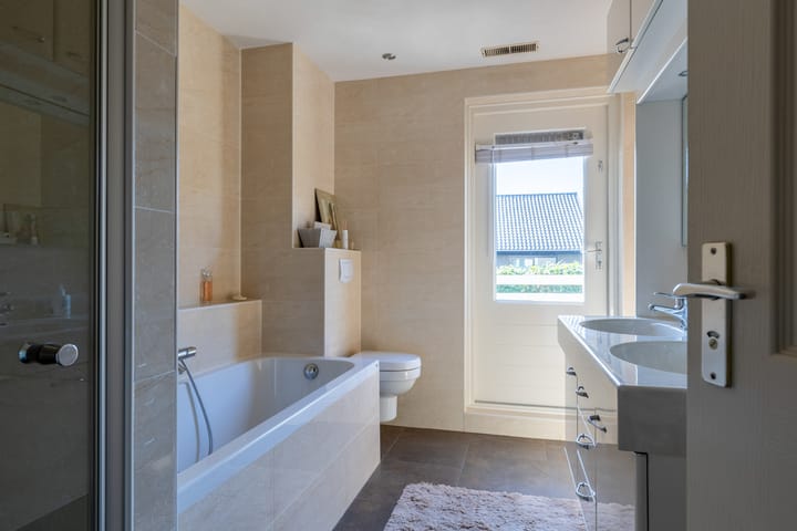 Foto 44 van Oranjestraat 42