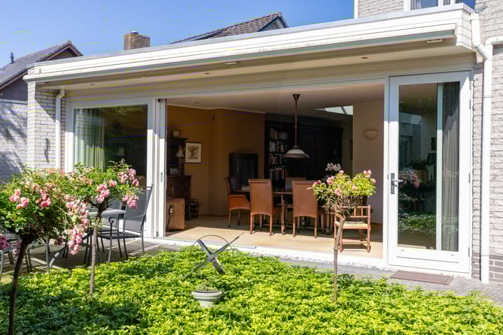 Foto 59 van Oranjestraat 42