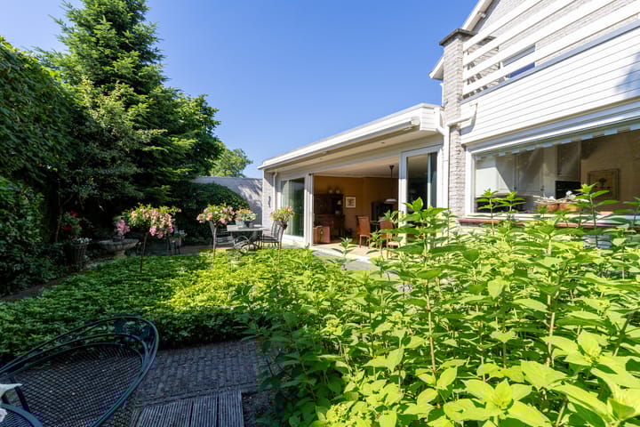 Foto 64 van Oranjestraat 42