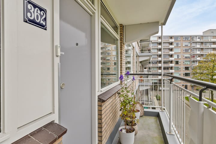 Foto 9 van Söderblomplaats 362