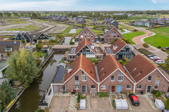 Foto 2 van Peerdekoper 10