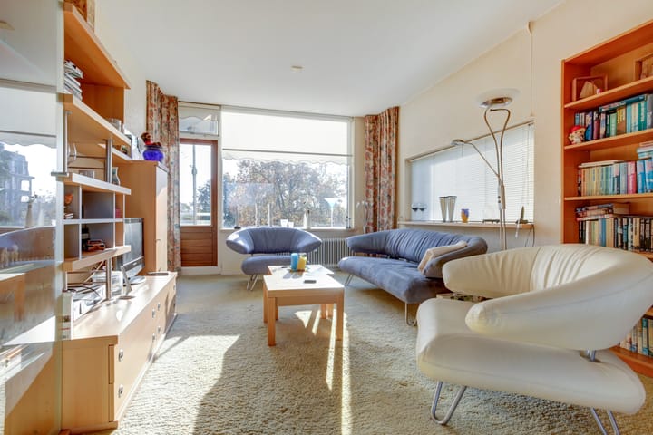 Foto 16 van Van Anrooystraat 475