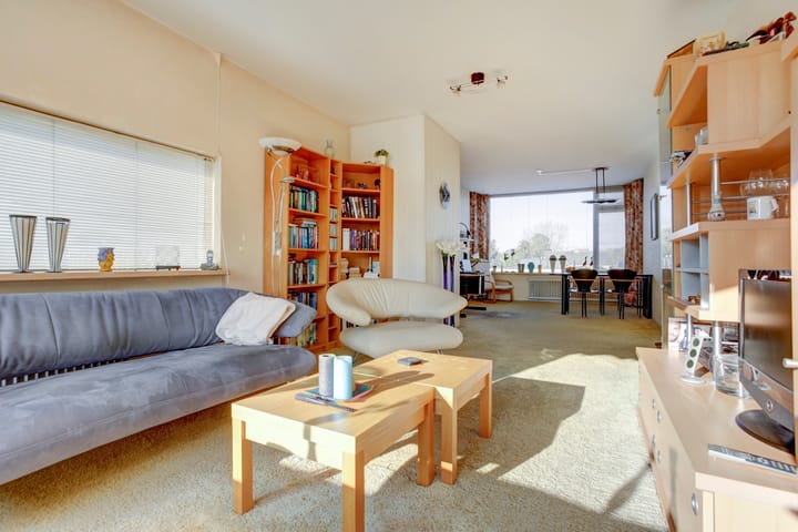 Foto 18 van Van Anrooystraat 475