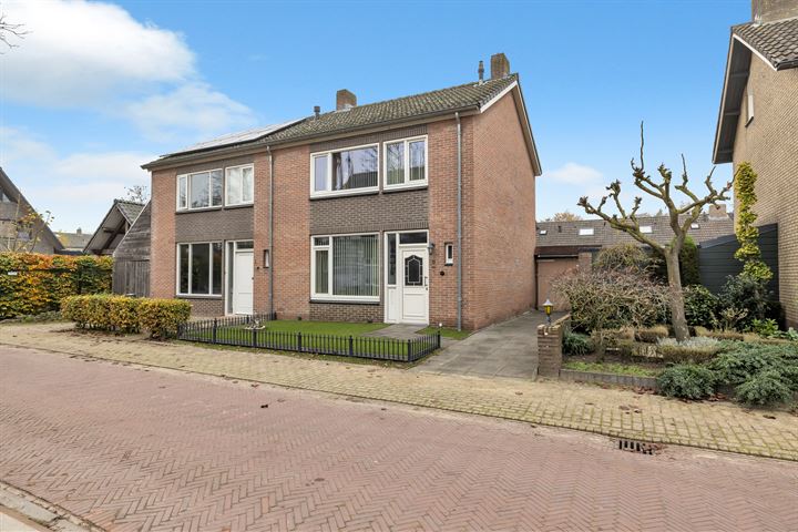 Bekijk foto 29 van Meidoornstraat 3