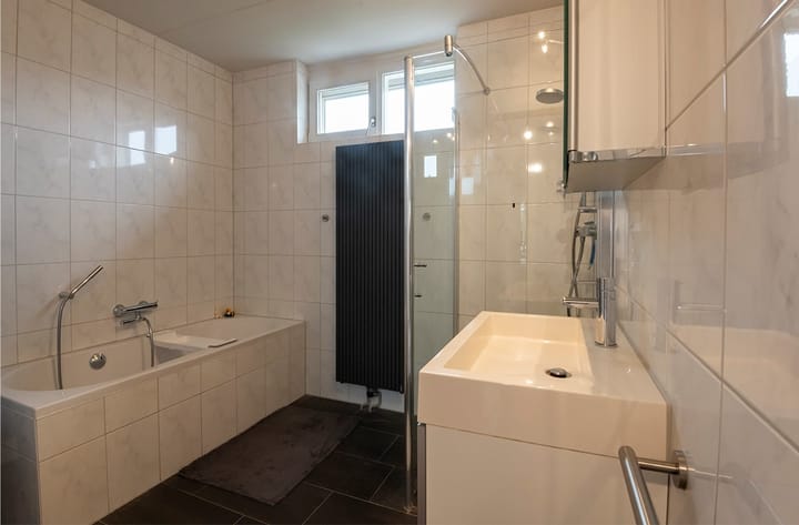 Foto 17 van Peutzstraat 65