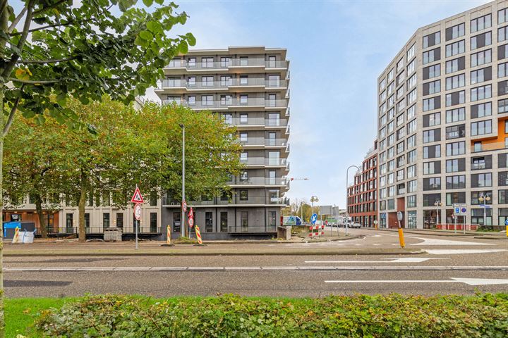 View photo 28 of Niemeyerstraat 155