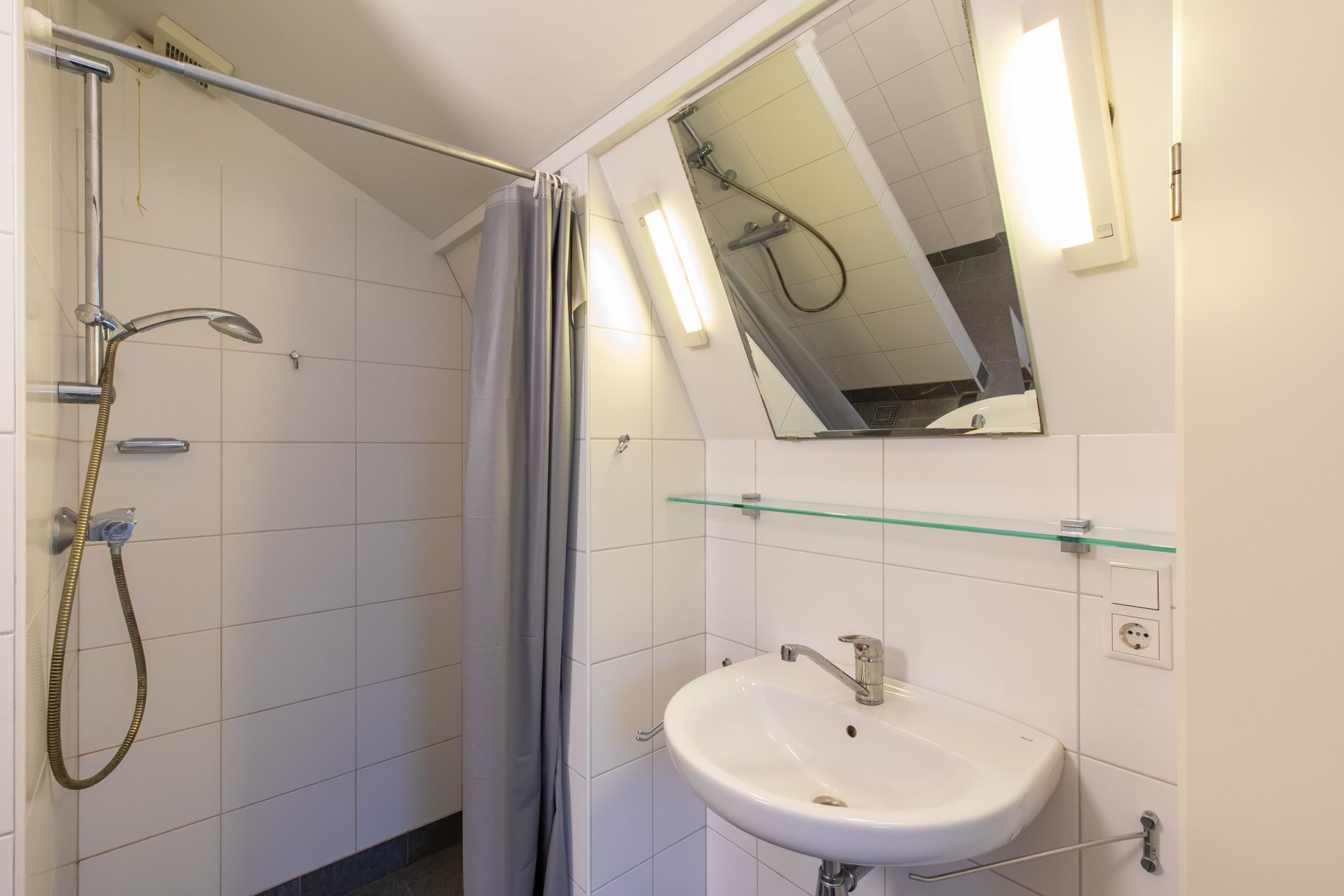 Foto 24 van Badhuisstraat 102