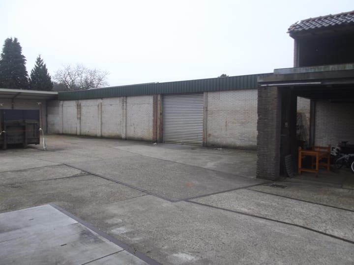 Photo 15 of Floris Vosstraat 8