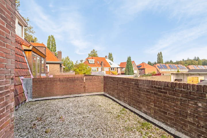 Photo 20 of Floris Vosstraat 8