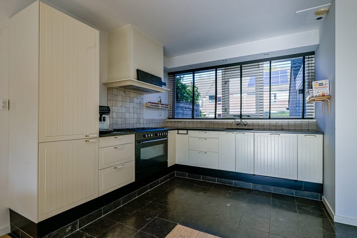 Foto 13 van Merelstraat 10