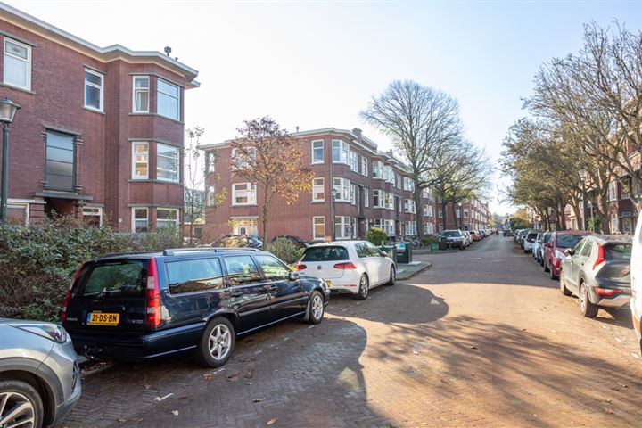 Bekijk foto 30 van Perenstraat 11