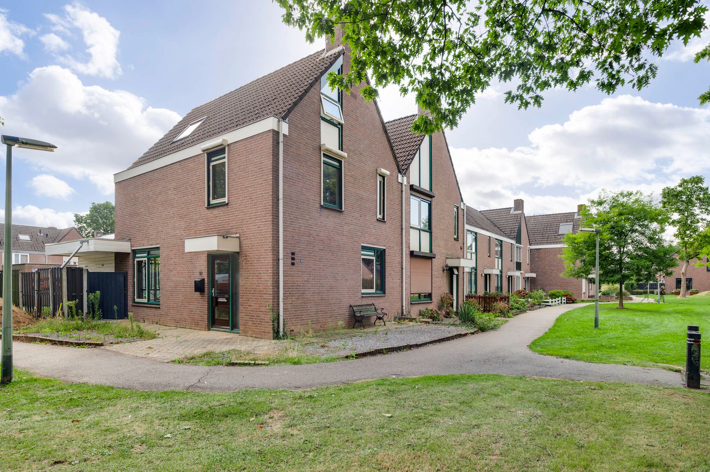 Foto 5 van Gentiaanhof 92