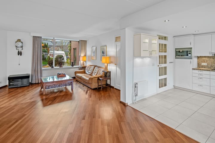 Foto 9 van Meidoornlaan 11