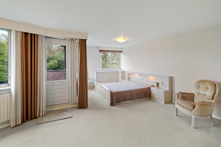 Foto 25 van Meidoornlaan 11