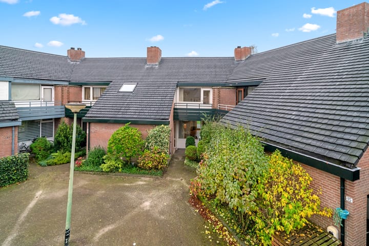 Foto 48 van Meidoornlaan 11