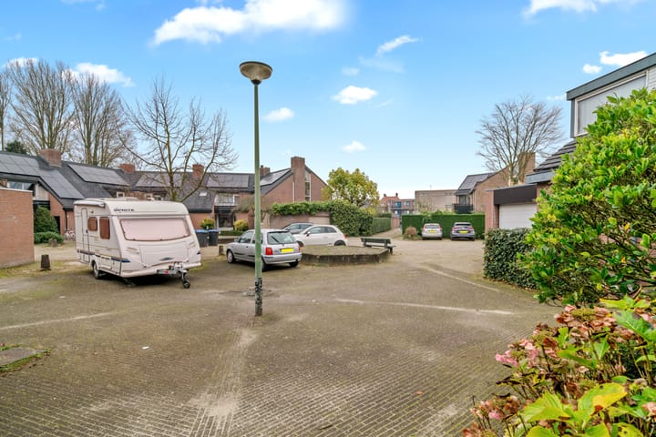 Foto 50 van Meidoornlaan 11