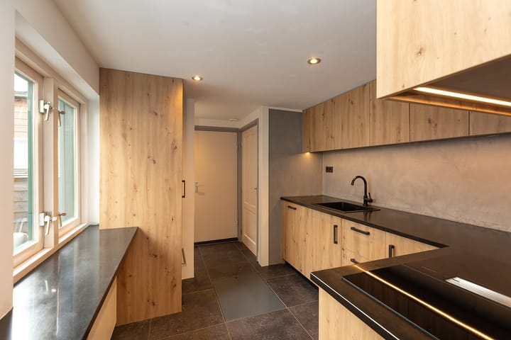 Foto 10 van Anjelierstraat 11