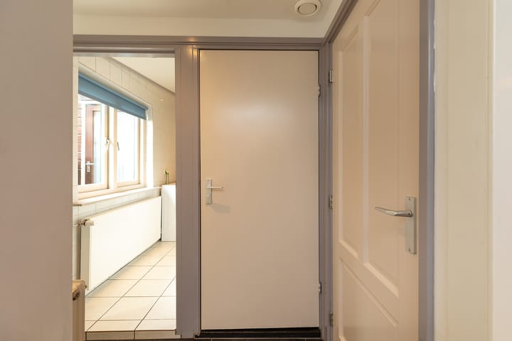 Foto 12 van Anjelierstraat 11