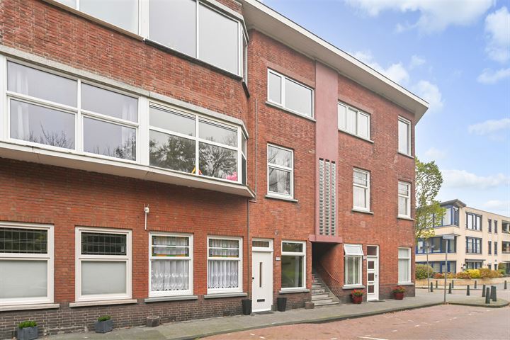 View photo 4 of Tholensestraat 155