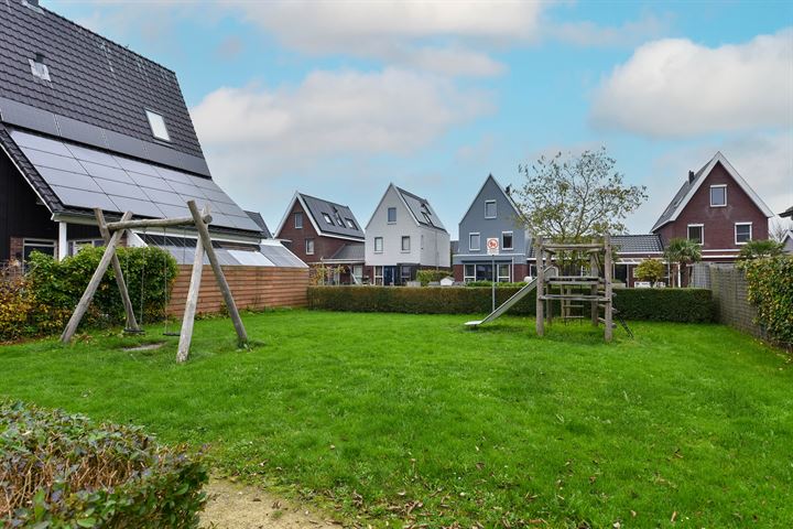 View photo 37 of Paaldijk 133